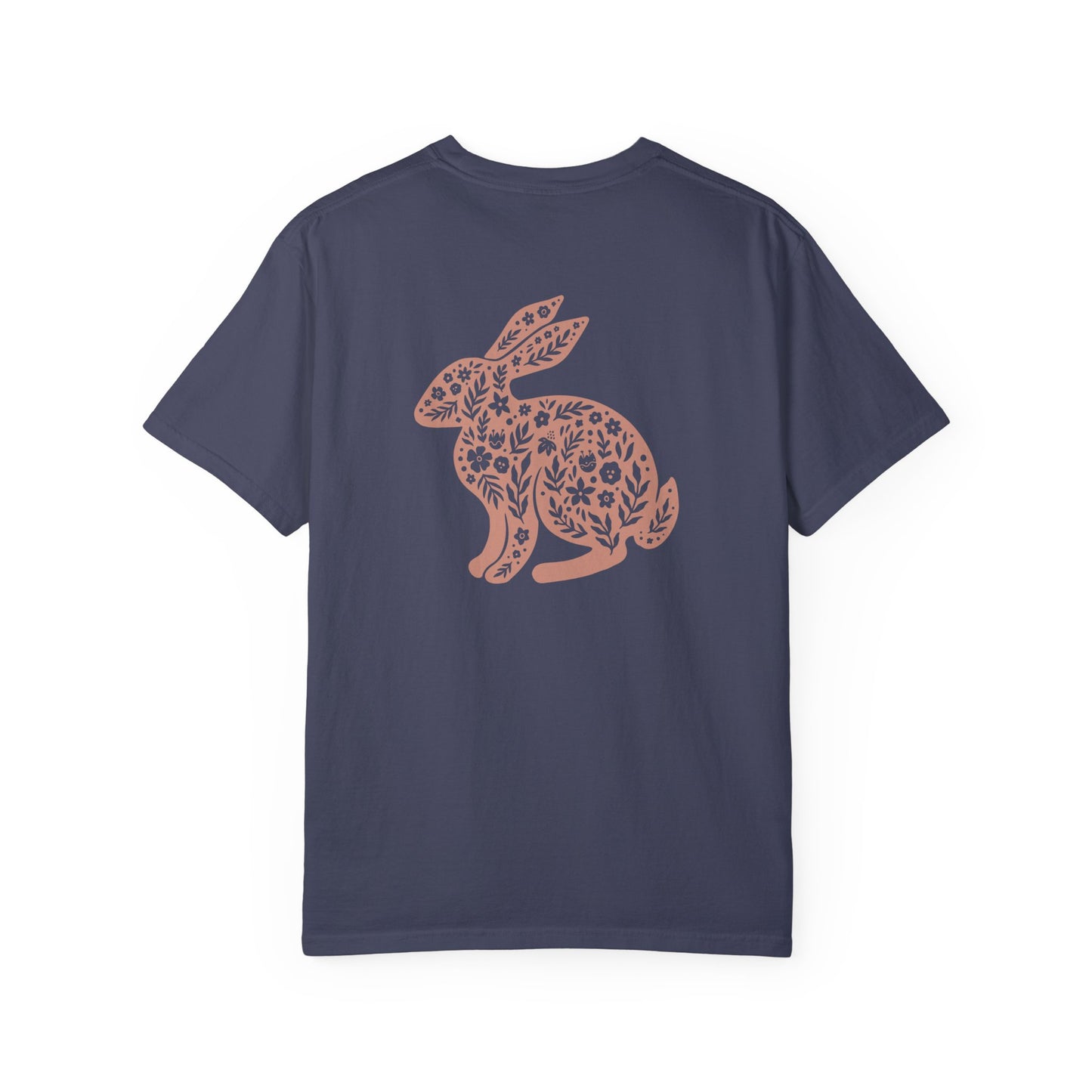 Mama Bunny 🐰Unisex T-shirt
