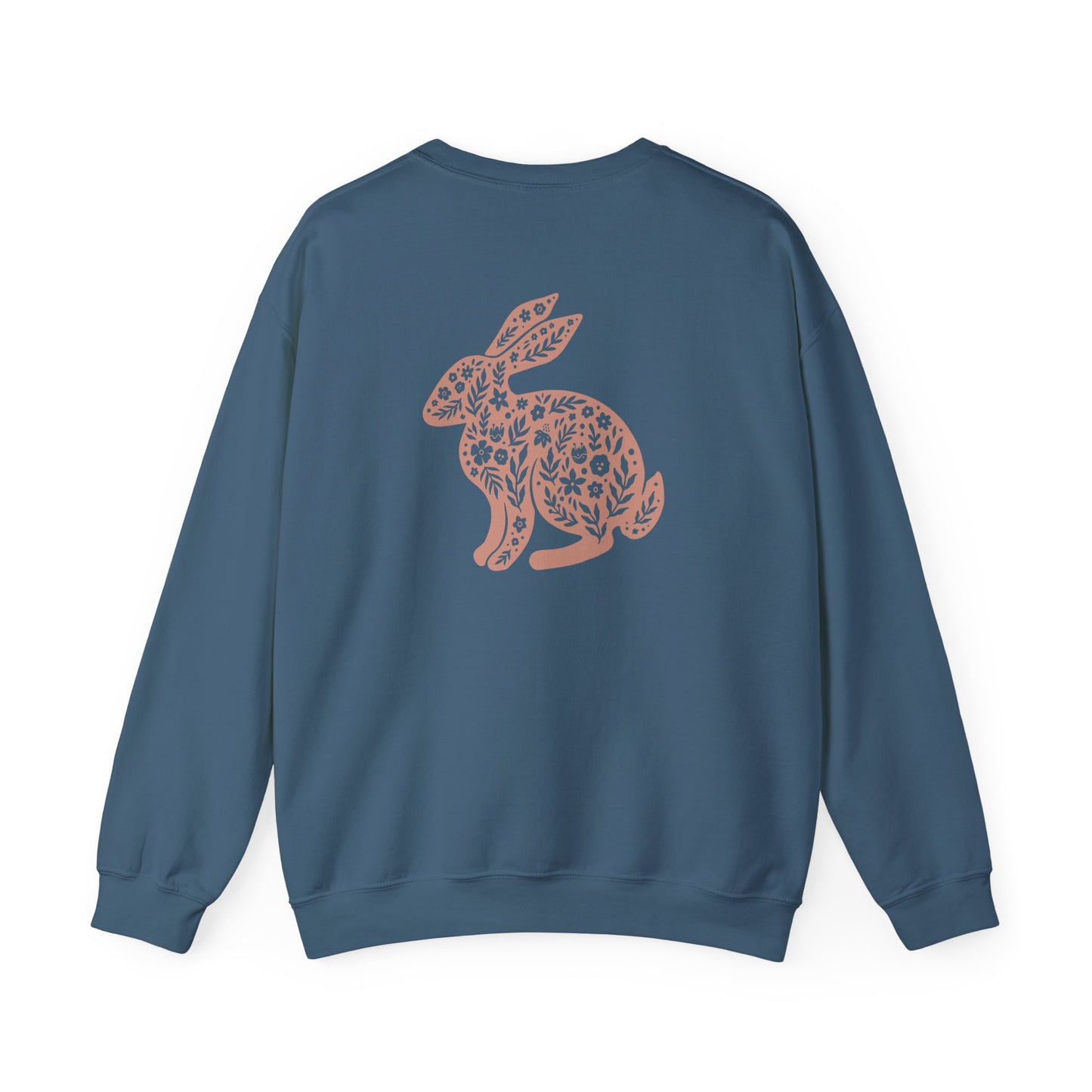 Mama Bunny 🐰Unisex Heavy Blend™ Crewneck Sweatshirt